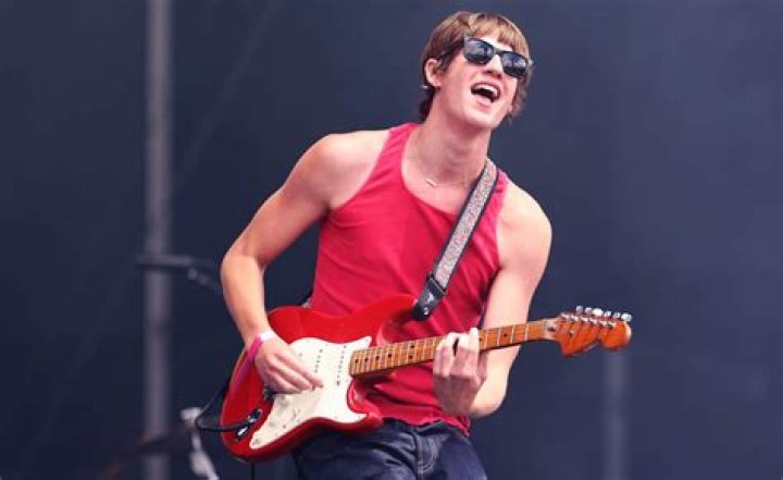 Hire Malcolm Todd for a Corporate Event or Performance Booking.